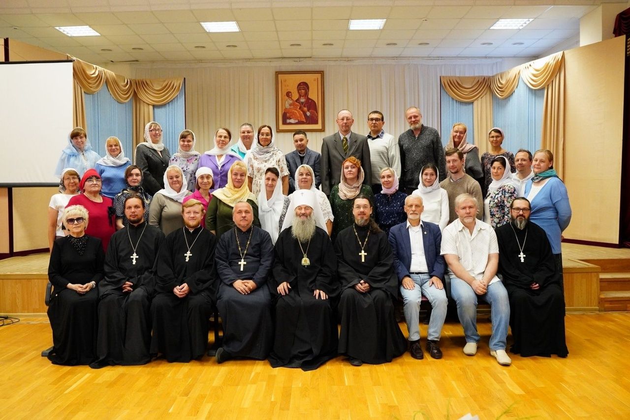 Православным образовательным курсам во имя священномученика Адриана Троицкого исполняется 10 лет