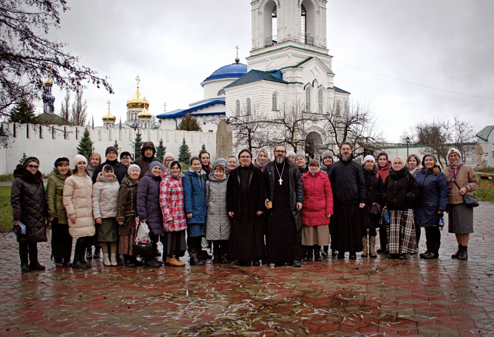 Слушатели Православных курсов совершили поездку в Седмиезерный и Раифский монастыри