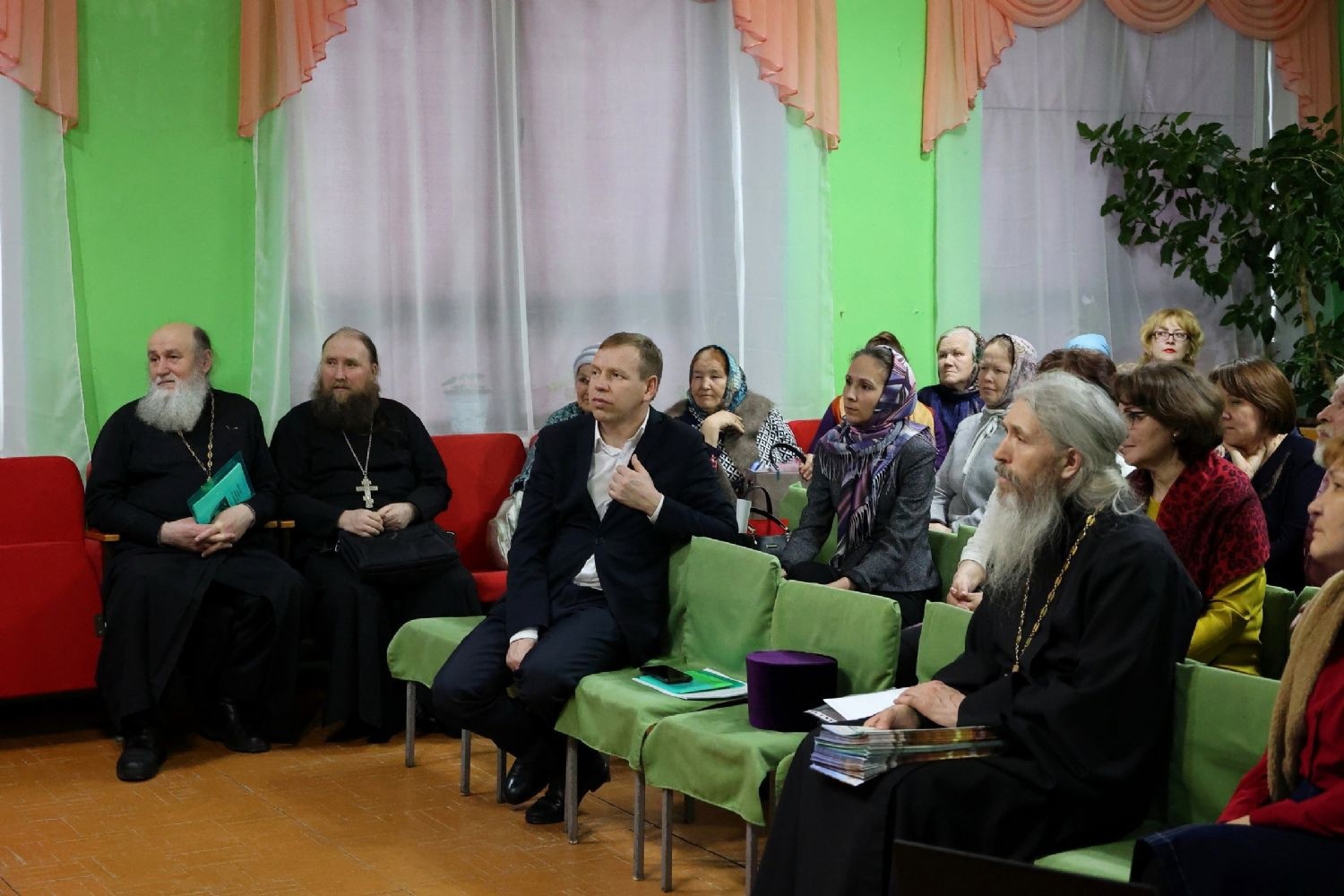 Секционные заседания конференции памяти священника Гавриила яковлева