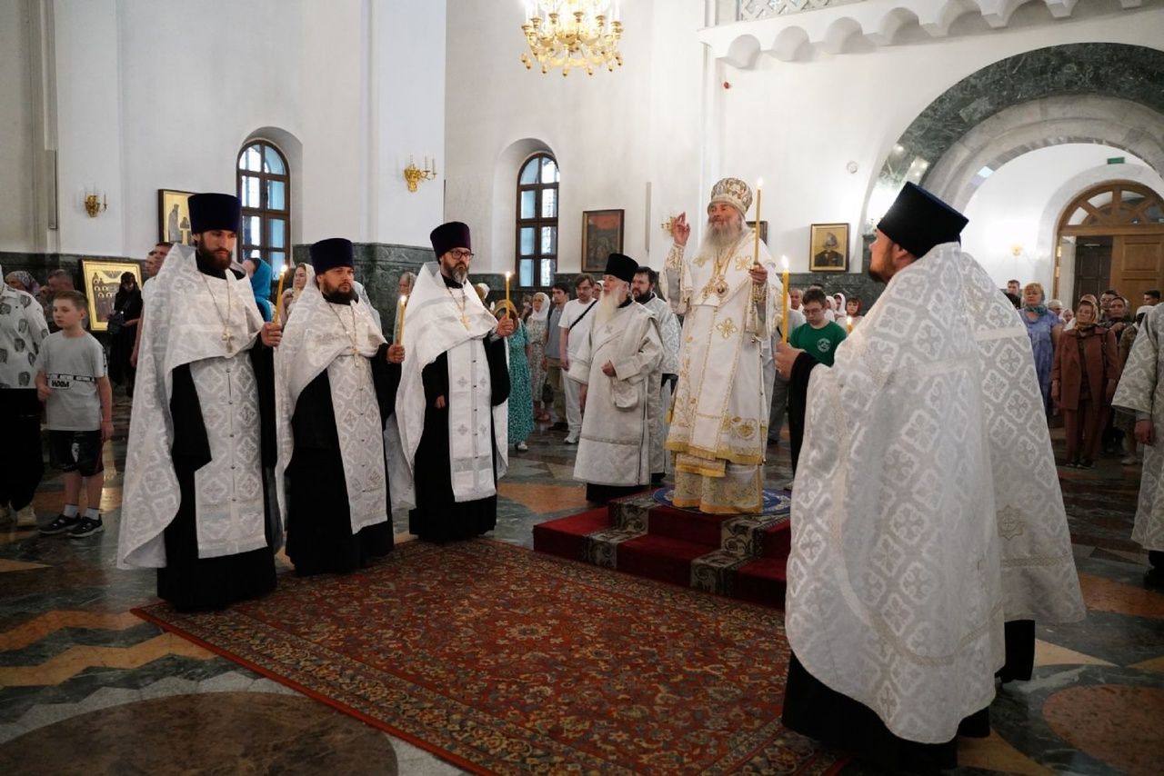 🆕 Ковчег с частицей мощей Патриарха Тихона проводили из Йошкар-Олы
